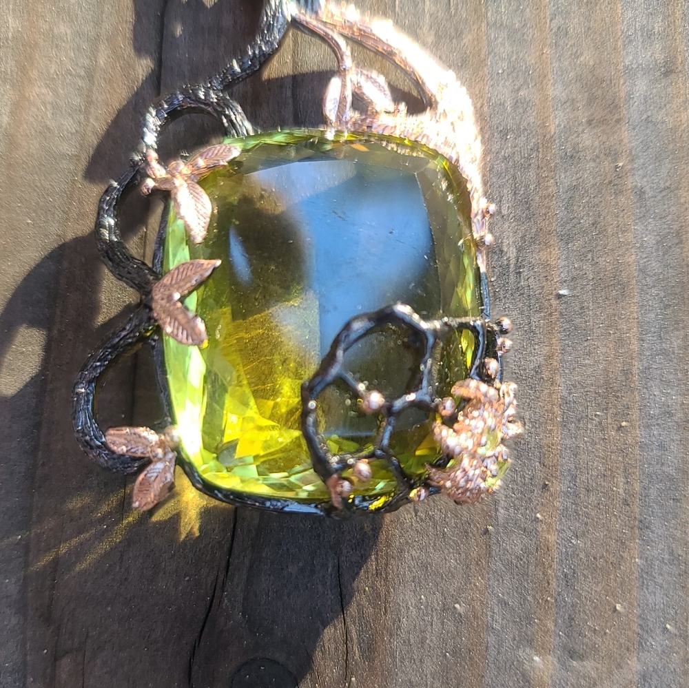 HOST PICK! HUGE 43.4k Yellow Quartz w/Peridot Spider Sterling & Rhodium 18" - Picture 7 of 15